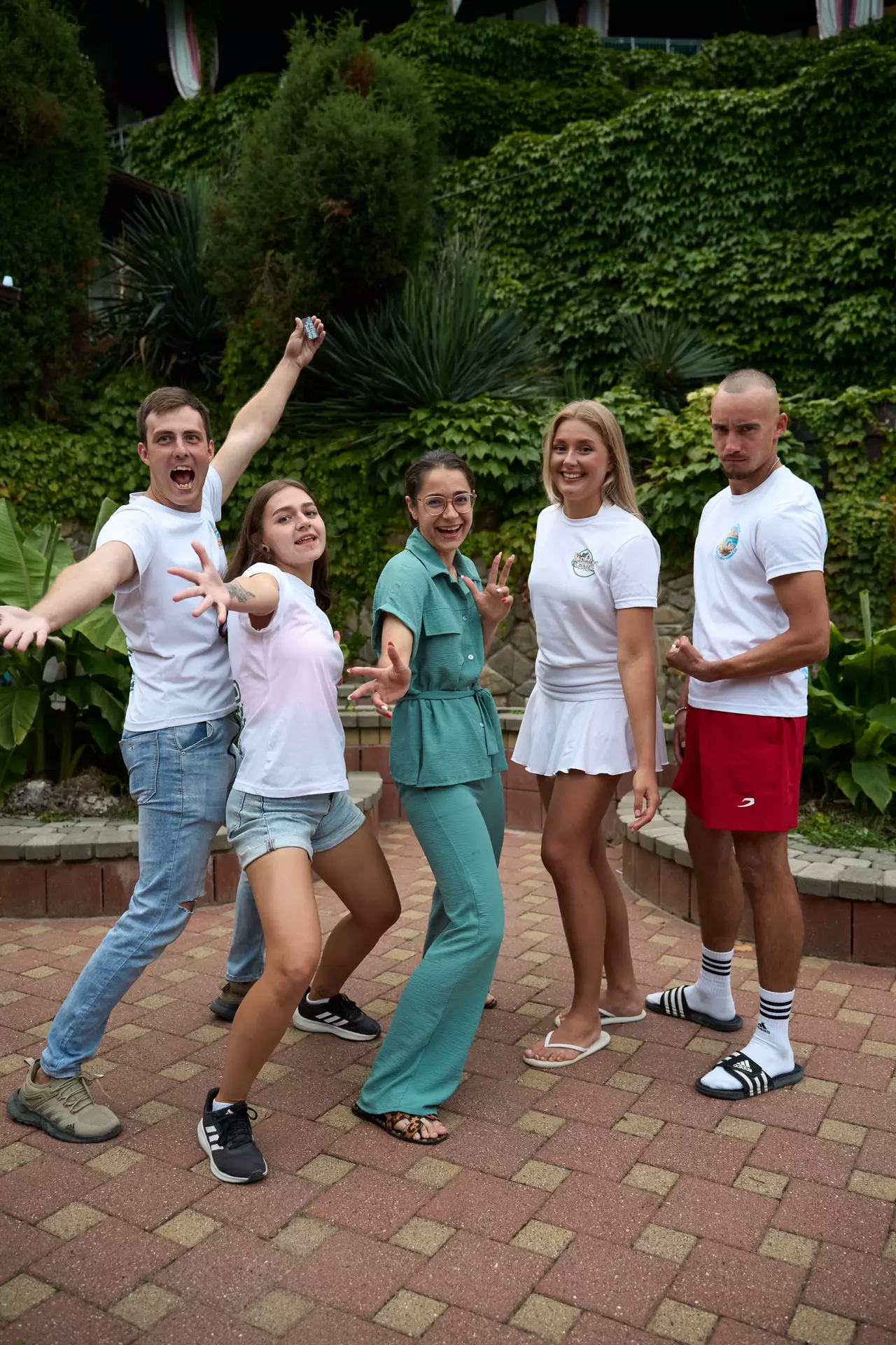 Команда АРТ-ГРУПП